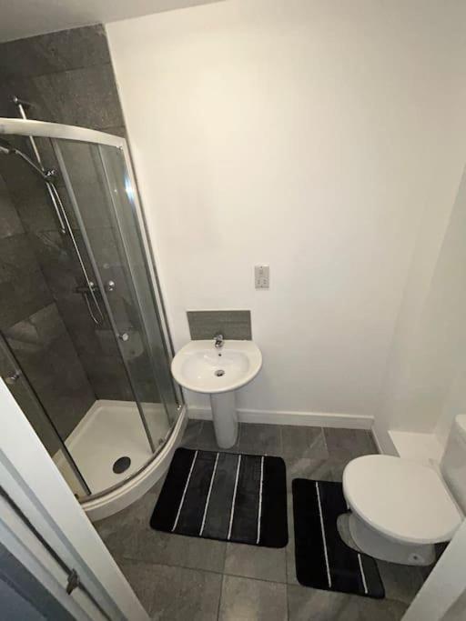 Modern 1 Bed Apartment In Salford Manchester Exteriör bild